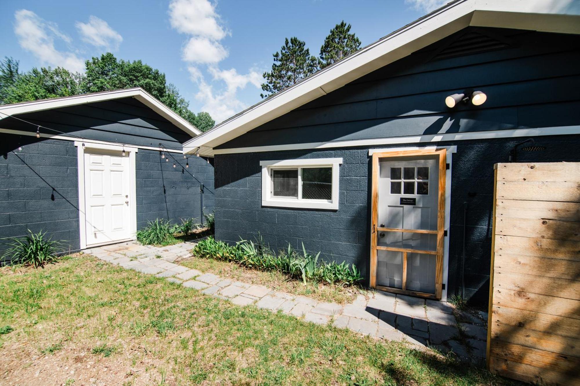 The Cottage By Wanderlust Abodes Bellaire Exterior photo