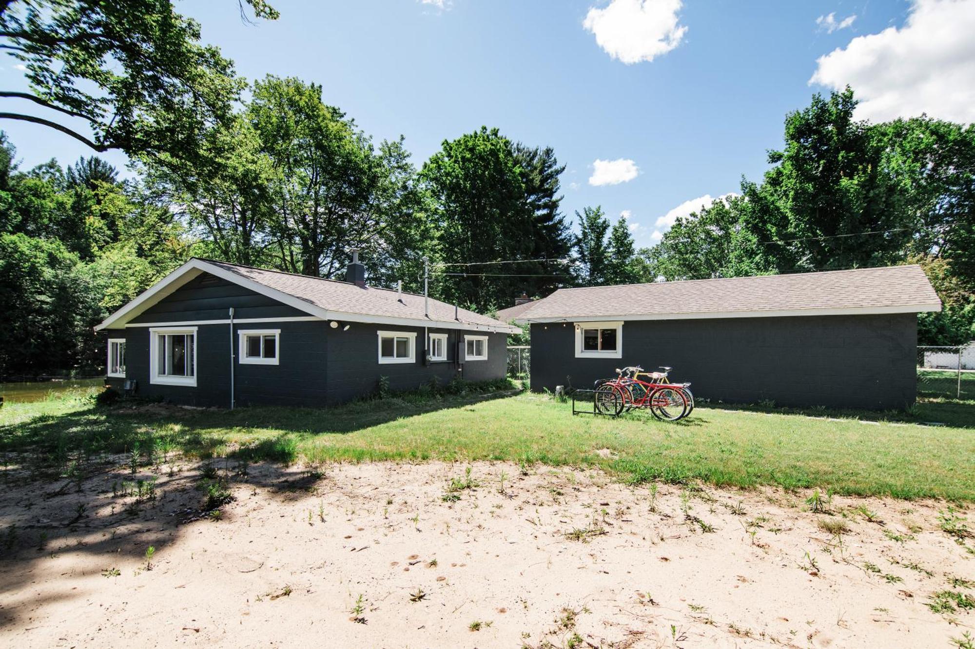 The Cottage By Wanderlust Abodes Bellaire Exterior photo